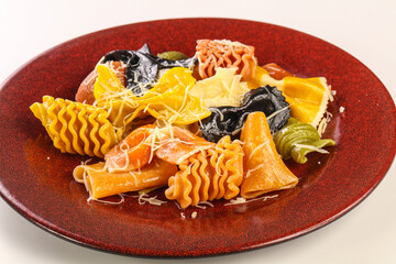 Colour pasta mix for kids