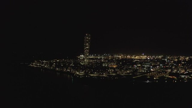 Malm&ouml; - Turning Torso & Ribersborg at Night