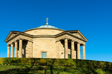 Fototapeta na wymiar Grabkapelle auf dem Württemberg in Stuttgart-Rotenberg