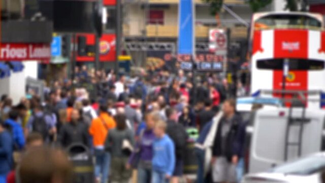 People walking the streets of London in slow motion 60fps
