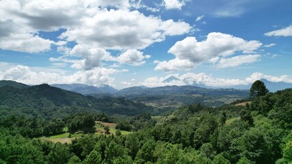 Naklejka premium Tecpán Guatemala, paisaje, volcanes