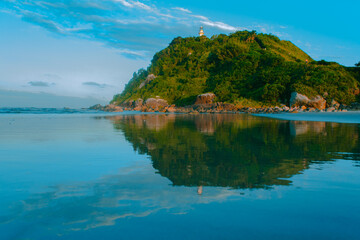 Fototapeta na wymiar Mountain in a brazilian beach ilha do mel