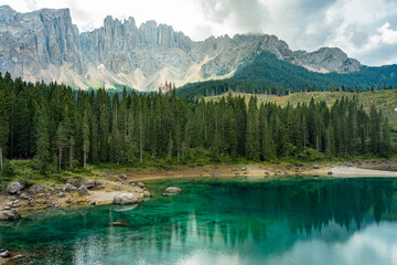Fototapeta na wymiar Lago di Carezza, Dolomiti