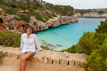 Girl travels on Palma de Mallorca