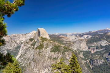 Sunny view of the beautiful landscape from Glacier Point
