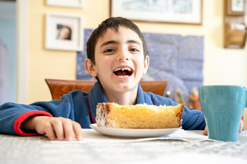 happy kid smiling with little pandoro