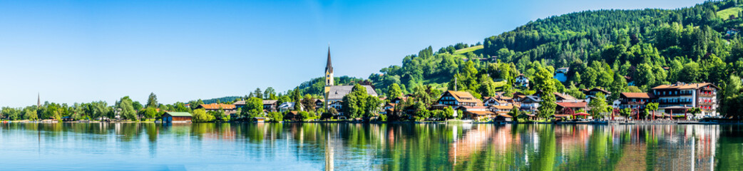 Fototapeta na wymiar Lake Schliersee - Bavaria