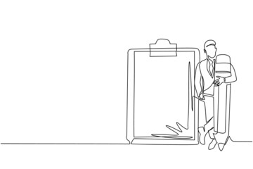 Continuous one line drawing businessman holding giant pencil looking at completed checklist on clipboard. Effective daily planning and time management. Single line draw design vector illustration