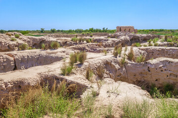 Fototapeta premium Panorama of complex Koi-Krylgan-Kala (400 BC), Karakalpakstan, Uzbekistan. Ruins of Zoroastrian temple and royal tomb. Diameter of 2-level complex: 44 m. No analogue of this kind of structure