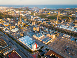 Fototapeta premium Aerial view of chemical factory buildings near Salou city, Spain