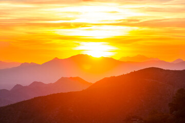 Obraz premium Mountains on sunset