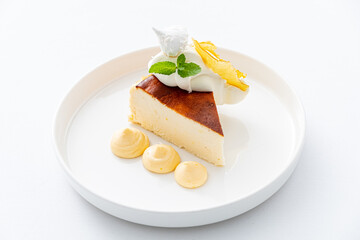 cheesecake with lemon and whipped cream