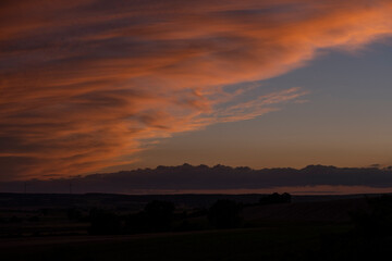Aussergewöhnlicher, malerischer Abendhimmel