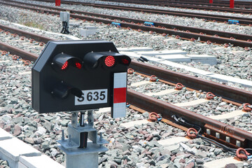 Electrical railway traffic signalling display.	