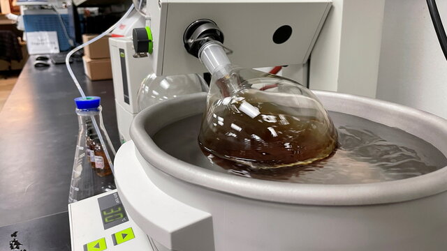 With lab help whiskey distillers skip oak barrel-aging - but how does it taste?