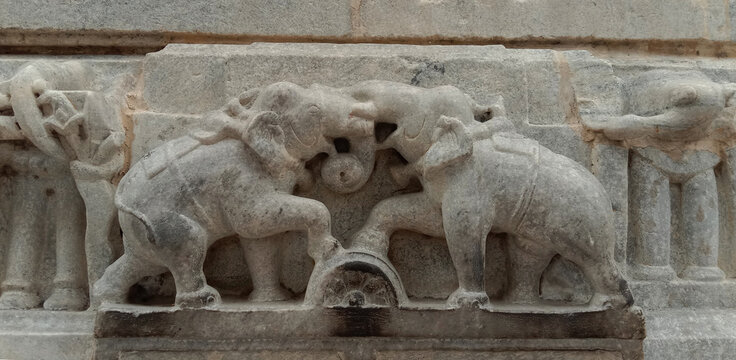 elephent sculpture wall in rajasthan in udaipur