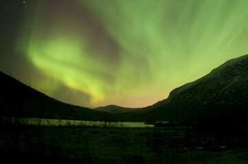 aurora borealis in the mountains