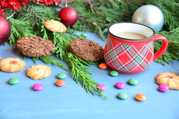  cup coffee and cookies