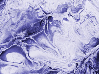 Abstrakte Kunstmalerei in sehr violetten Farben, kreativer handgemalter Hintergrund, Acrylmalerei, Marmorstruktur, flüssige Kunstwerke, abstrakter Ozean.