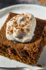 Homemade Christmas Gingerbread Cake