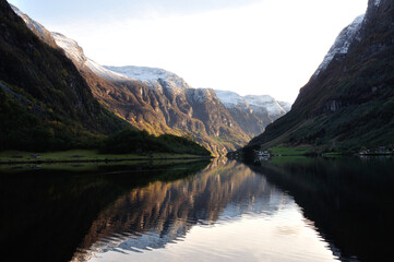 Fototapeta premium Naeroeyfjord Flam