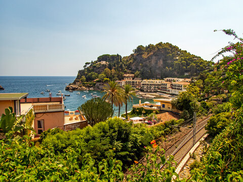 Cartolina di Taormina Isola Bella 22