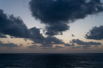 Obraz premium Sea view with sunset from Argaman beach in Netanya
