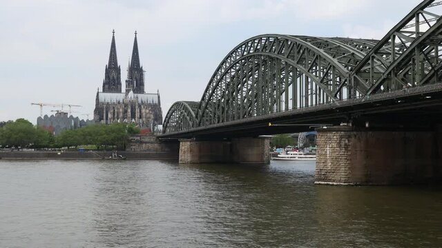 the dom of cologne and the rhine river