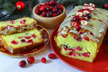 Cranberry cake topped with white chocolate