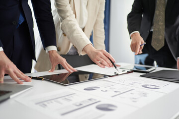 市議会議員は政策提案を行う