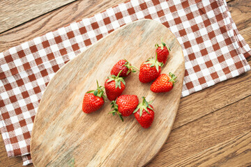 strawberry wood board kitchen fresh fruit vitamins