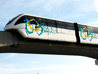 Egypt installs 2nd monorail train Eastern Cairo over Moshir Axis in New Cairo after the...
