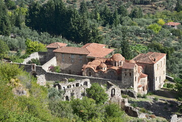 Fototapeta na wymiar Saint Dimitrios Orthodox church in ancient village Mystras in Greece.