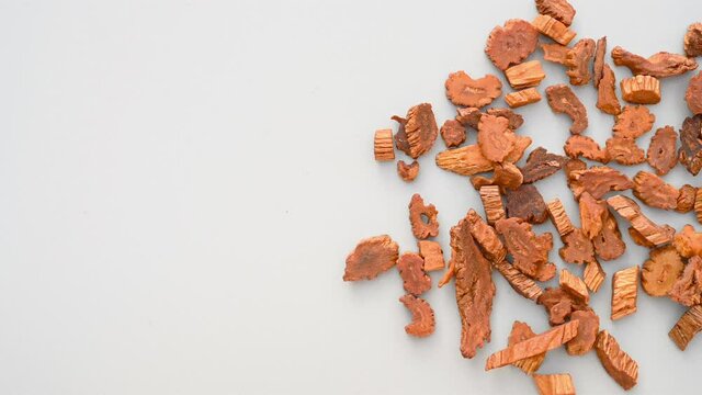 top pan herb MiBaiBu or Stemonae Radix or Japanese Stemona Root Stir-frying with Honey