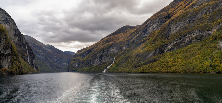 Brudesl&oslash;ret means bridal veil, it is the common name for a waterfall in Norway that flows into the geirangerfjord opposite the Seven Sisters' waterfall