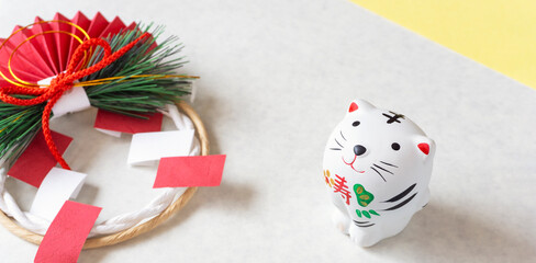 Japanese New Year's material. The zodiac is the tiger. 日本の年賀素材。干支は寅。寅年	

