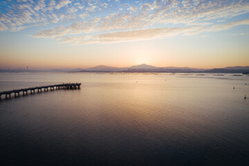 Fototapeta na wymiar Beautiful sunrise landscapein shenzhen bay, China