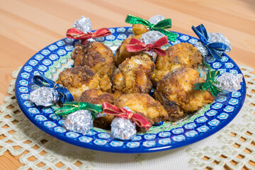 Delicious Christmas fried chicken with cute ribbon decoration