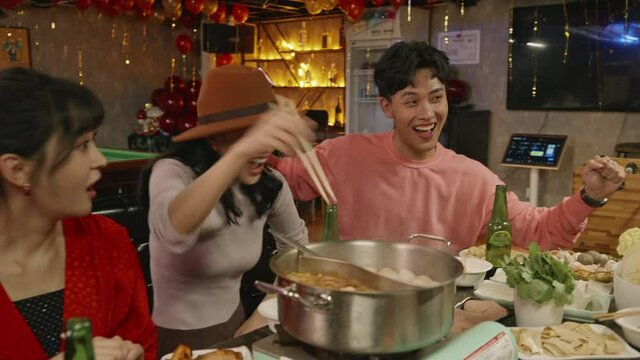 Young friends grabbing Wechat hongbao with smart phones,4K