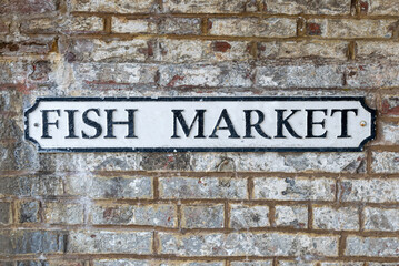 Fototapeta na wymiar Fish Market street sign