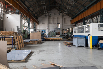 Verlassene Fabrik-Halle