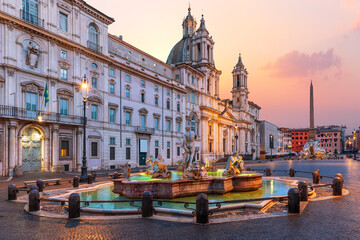 Fototapeta na wymiar Piazza Navona with Basilica at sunrise, Rome, Italy