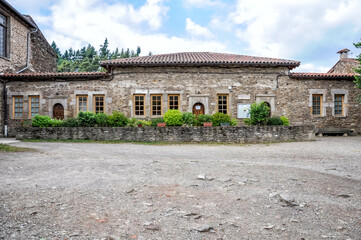 Sainte-Croix-en-Jarez is built around a monastery founded in the thirteenth century. The buildings of this monastery, nowadays house, among other things, a school