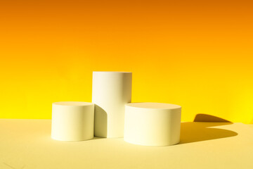 Minimal product display