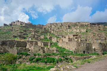 Fototapeta na wymiar Architecture and landscape of the ancient village of Chirag in Dagestan