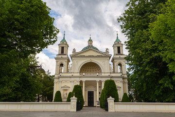 Fototapeta na wymiar beautiful church of St. Anne in Wilanow Warsaw Poland