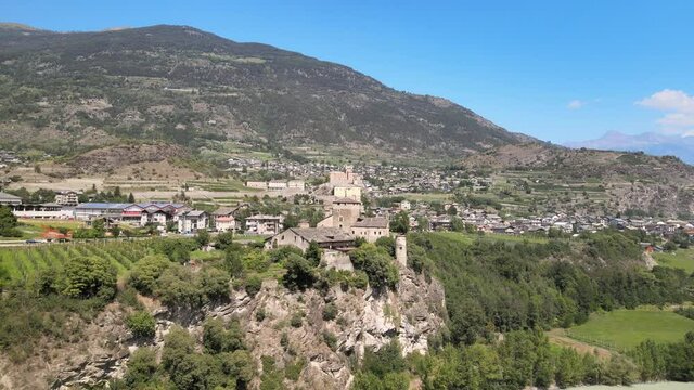 Valle d&rsquo;Aosta is known for the iconic, snow-capped peaks the Matterhorn, Mont Blanc, Monte Rosa and Gran