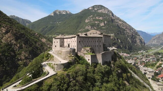 Valle d&rsquo;Aosta is known for the iconic, snow-capped peaks the Matterhorn, Mont Blanc, Monte Rosa and Gran