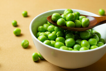 bowl of peas