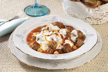 meatballs with chickpeas
